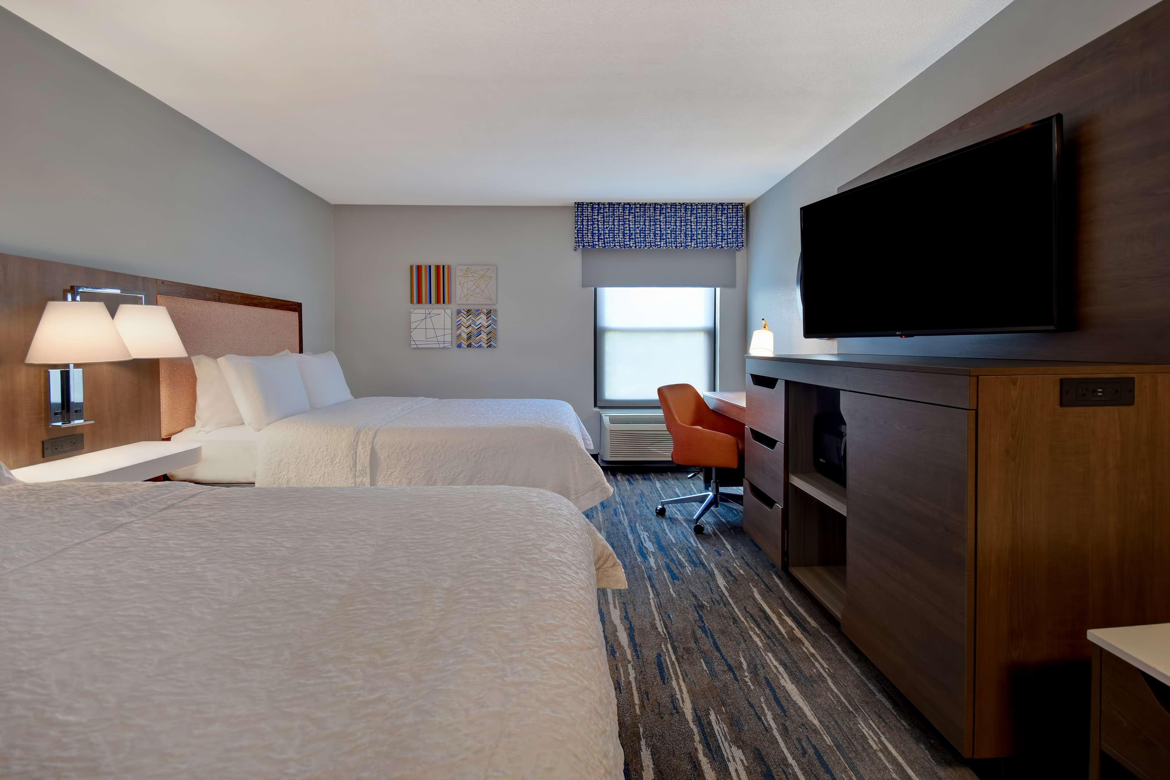 Hampton Inn Potomac Mills Woodbridge Esterno foto
