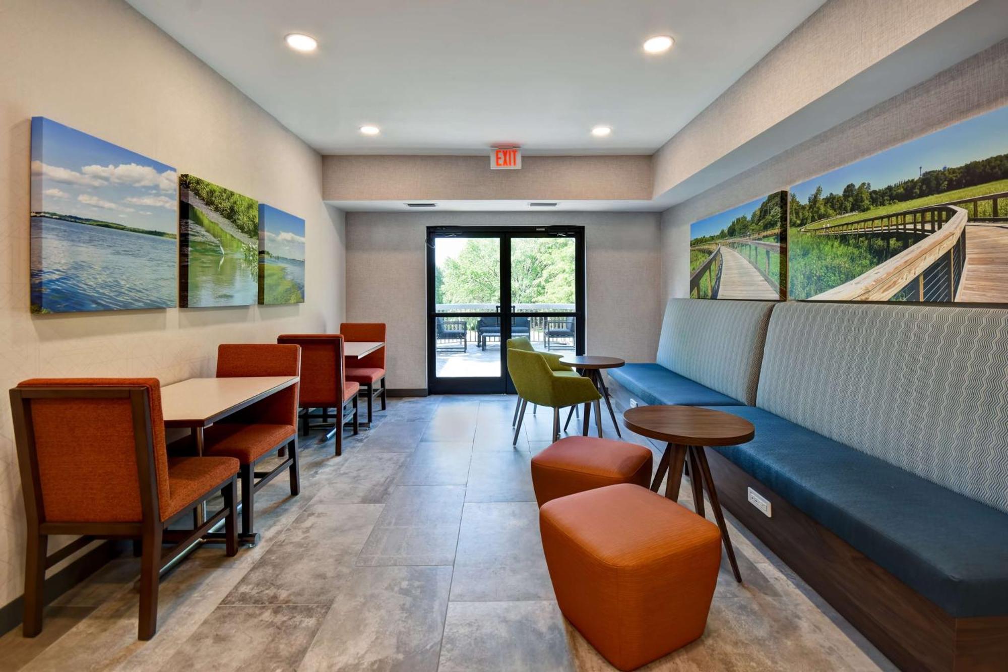 Hampton Inn Potomac Mills Woodbridge Esterno foto
